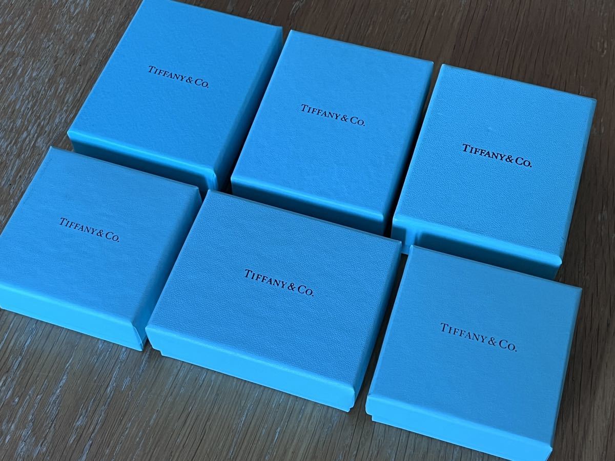Tiffany & Co. ギフトボックス 巾着袋 4点セット Tiffany & Co. ギフトボックス 巾着袋 4点セット Tiffany & Co. ギフト