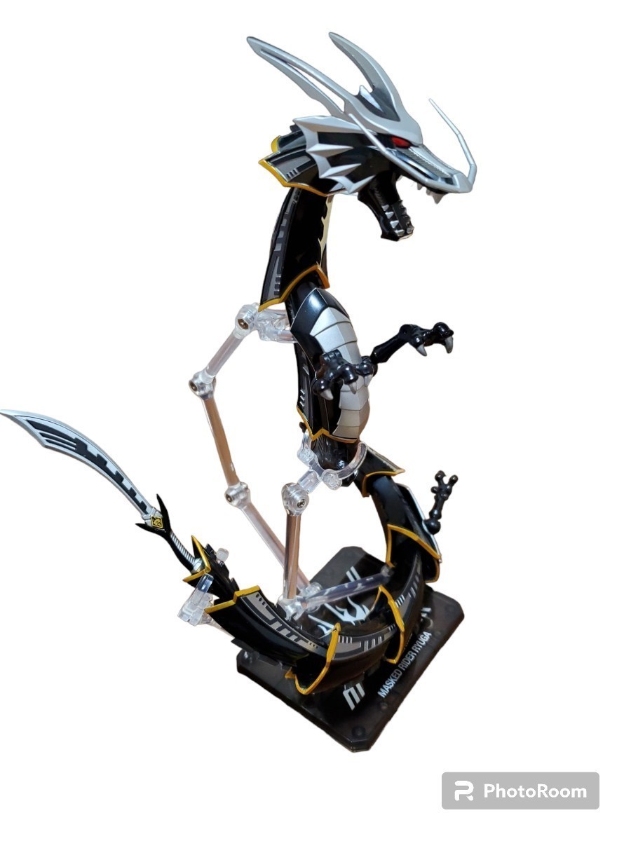 純正箱 S.H.Figuarts 仮面ライダーリュウガ＆ドラグブラッカー 未開封