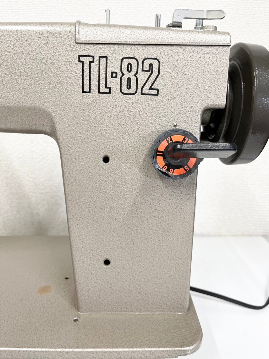【終了】【足踏みミシン】JUKI製　TL-82　ジャンク No.716 JUKI ジューキ TL-82 職業用ミシン 足踏みミシン 日本製