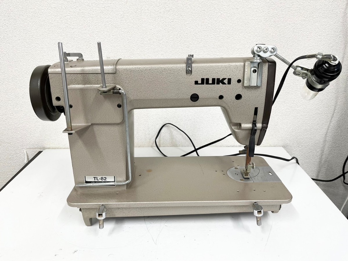 【終了】【足踏みミシン】JUKI製　TL-82　ジャンク Yahoo!オークション - ジャンク JUKI TL-82 ジューキ 職業用ミシン 卓