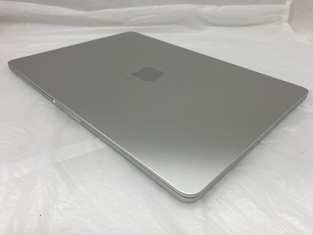 BEAJ8038】Apple MacBook Air MLY03J/A A2681 13.6インチ M2チップ 8GB