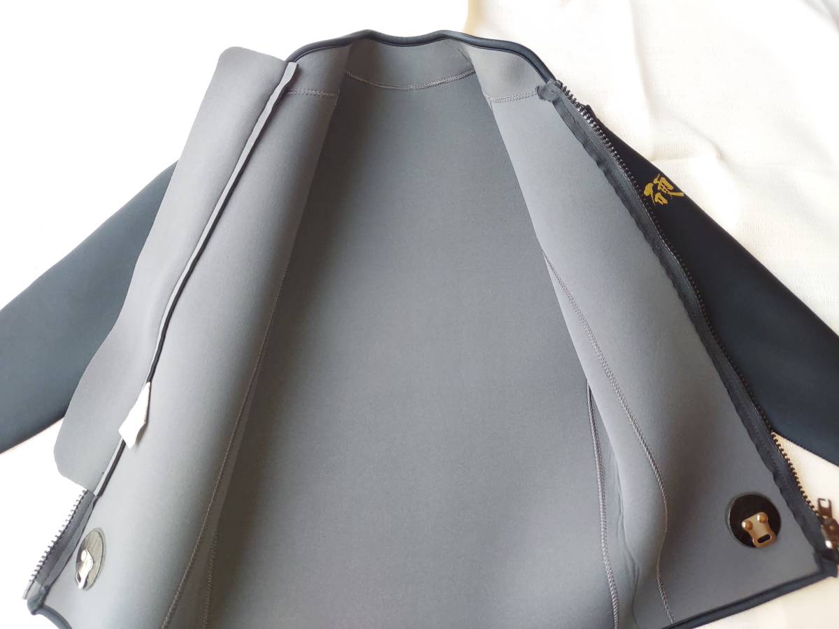 daiwa ネオプレーンジャケット　ＮＪ-１０００　Ｍサイズ　硬派ブラック　中古_4