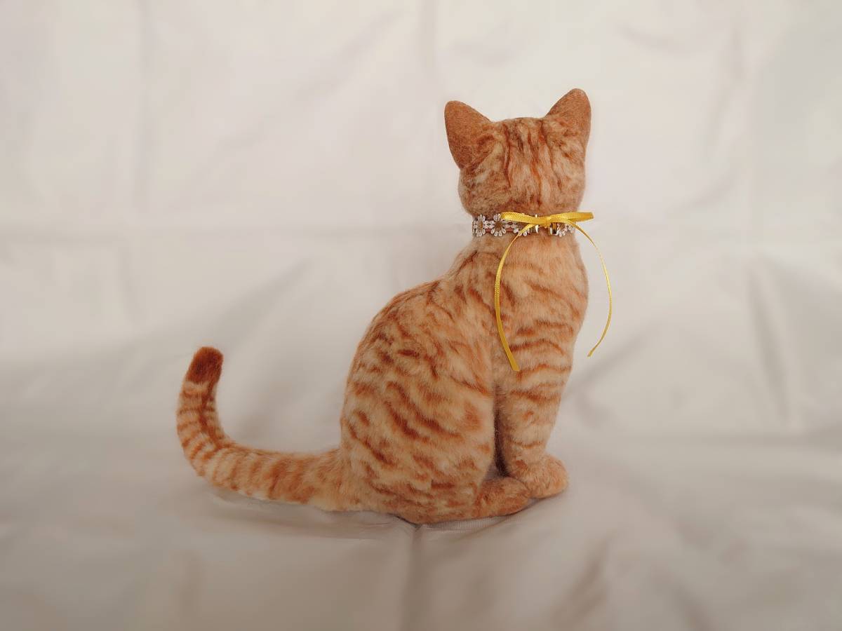 羊毛フェルト 茶トラ お座り 猫 ハンドメイド ねこ(羊毛フェルト 