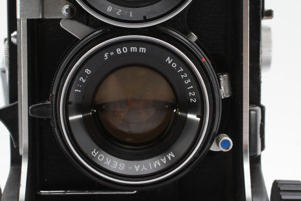 C330 Mamiya 80mm Sekor Blue Lens Dot with f⁄2.8 Professional