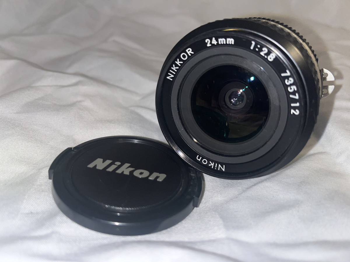 165 外観美品！Nikon ニコン Ai-s NIKKOR 24mm F2.8 前後キャップあり