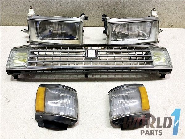 トヨタ 純正 GX71 クレスタ 後期 GX71 クレスタ ヘッドライト 