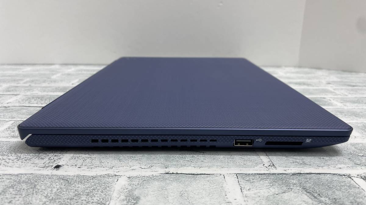富士通 LIFEBOOK TH77/E3 FMVT77E3LG［第11世代 Intel Core i7-1165G7 