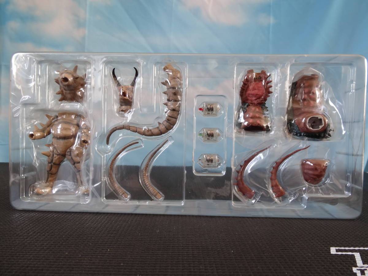 アルティメットルミナス グドン ツインテール VS | 早期特典 中古