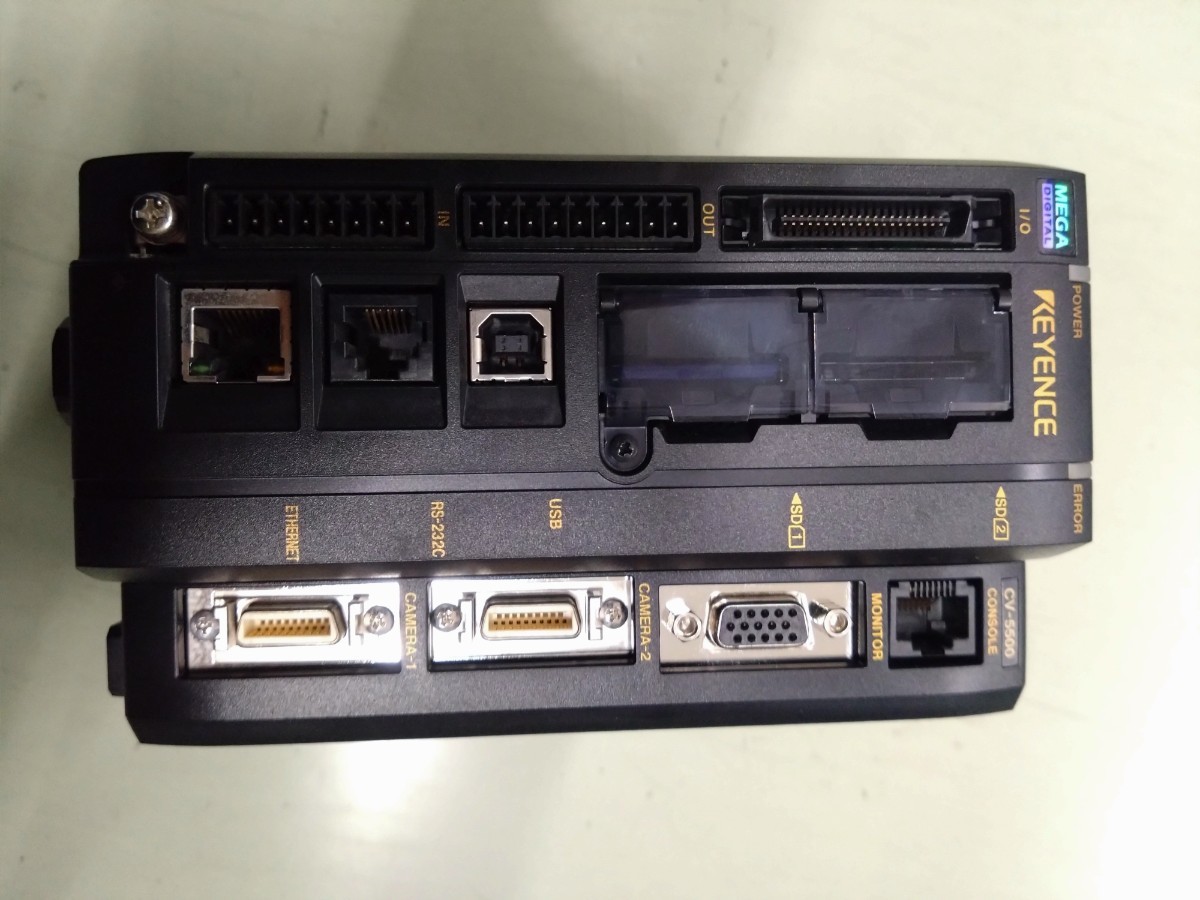 KEYENCE　CV-5500