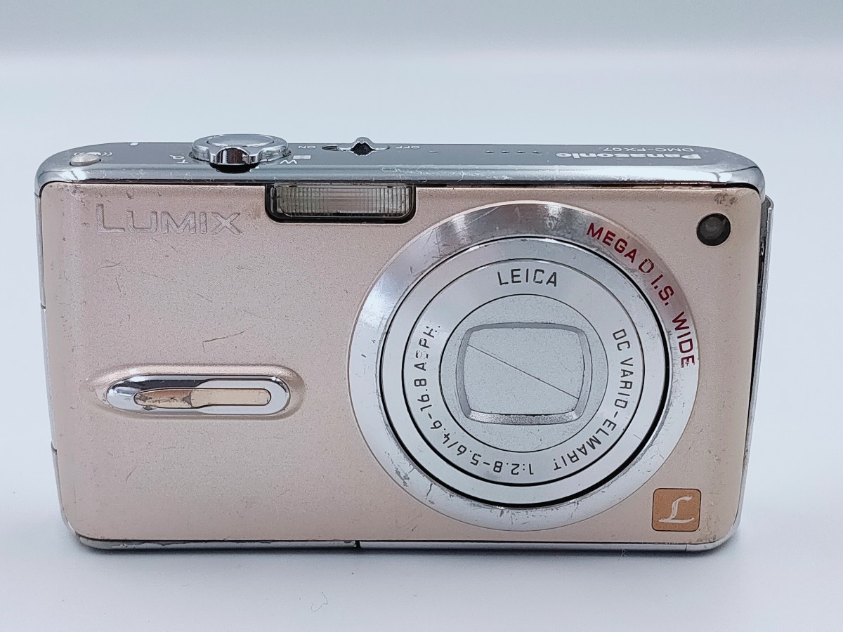 No.0012 Panasonic LUMIX パナソニックDMC-FX07 コンパクトデジタル 