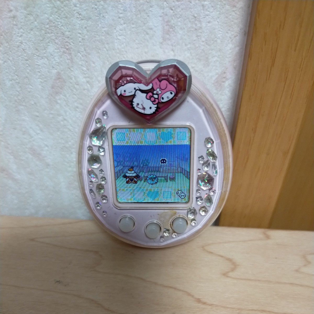 送料無料 たまごっちピース ピンク たまごっち バンダイ BANDAI 