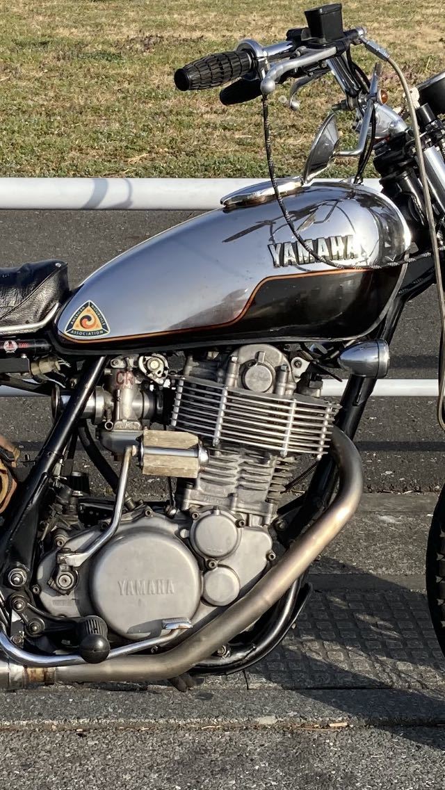 sr400 3型純正タンク　チョッパー　トラッカー　メッキ SR400 SR500 ナロータンク メッキ チョッパー ボバー トラッカー