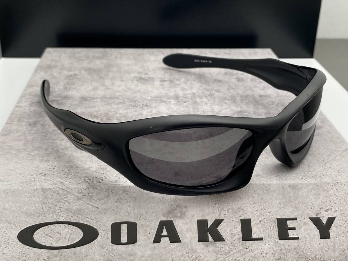 偏光 OAKLEYオークリー MONSTER DOGモンスタードッグ 黒マットブラック