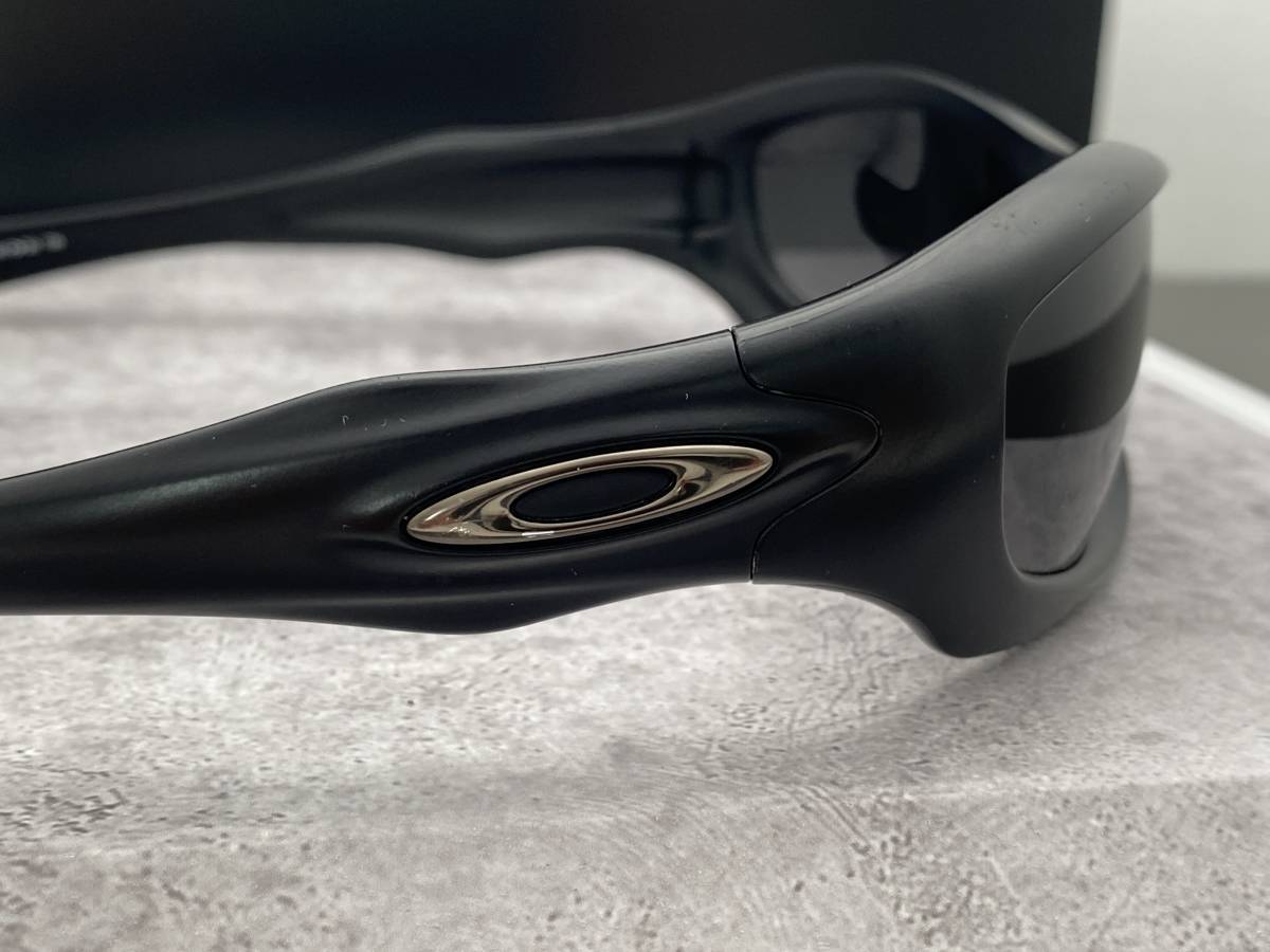 偏光 OAKLEYオークリー MONSTER DOGモンスタードッグ 黒マットブラック