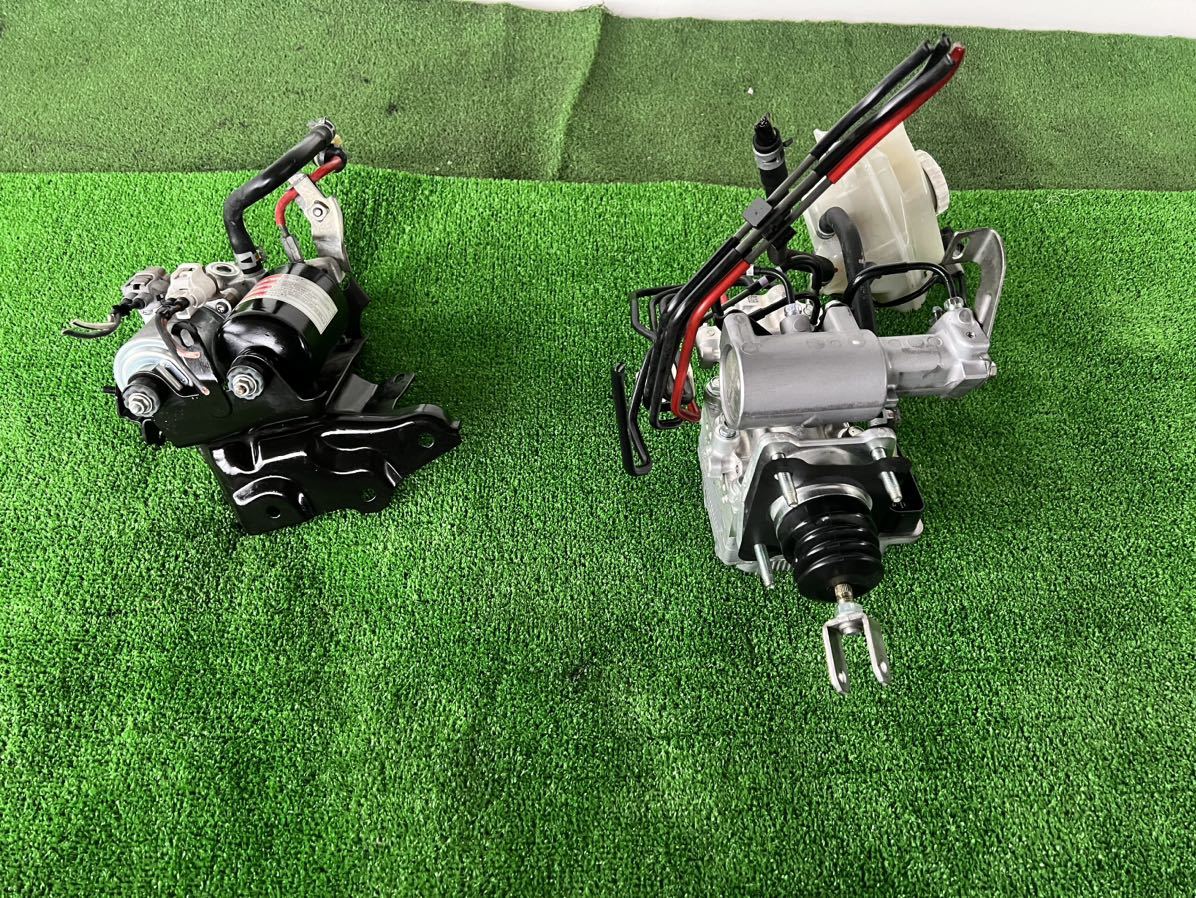 トヨタプリウスα プリウスアルファ ZVW41W HVABS アクチュエーター SG 47210-47270