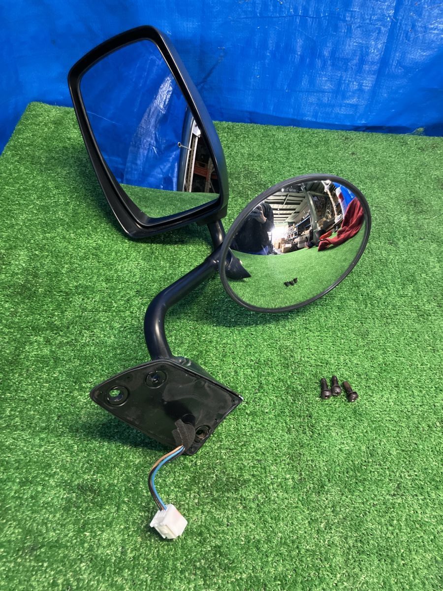 三菱 純正 デリカ SKP2VM 左 サイドミラー ドア アウター ミラー 無塗装 可倒 電動調整式 3ピン MQ911700 SK82 SKF2 SKP2 ボンゴ バネット