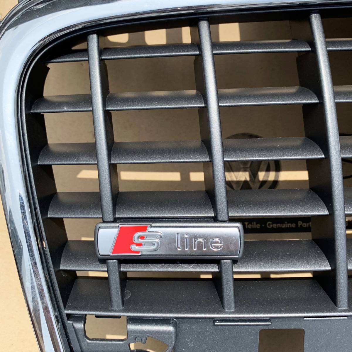 美品】アウディ AUDI Sline Sライン フロントグリル 純正 ラジエーター 