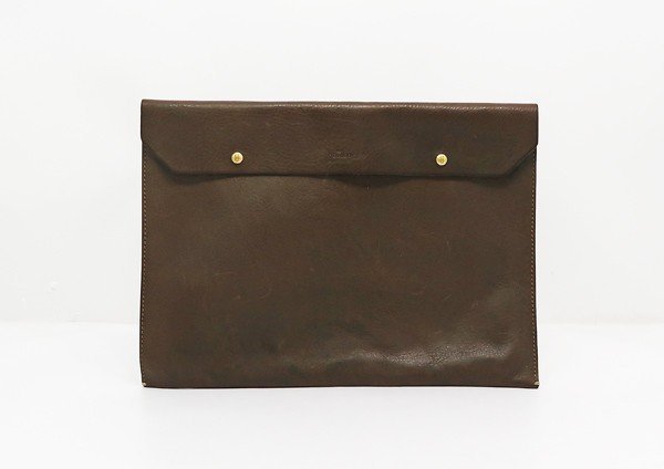 ◇【dan genten ダンゲンテン】レザークラッチバッグ