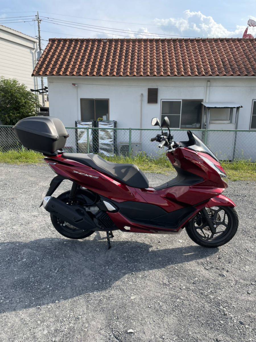 ＰＣＸ160 走行少ない！1800キロ！美車！2022登録！KF47！純正BOX付き！埼玉より！