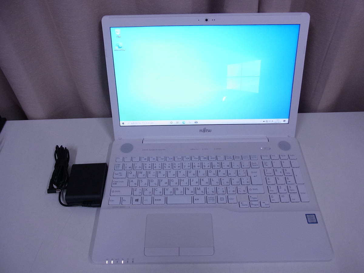 FUJITSU LIFEBOOK AH50/C3 Core i7-7700HQ 2.8GHz/16GB/HDD1TB/DVD