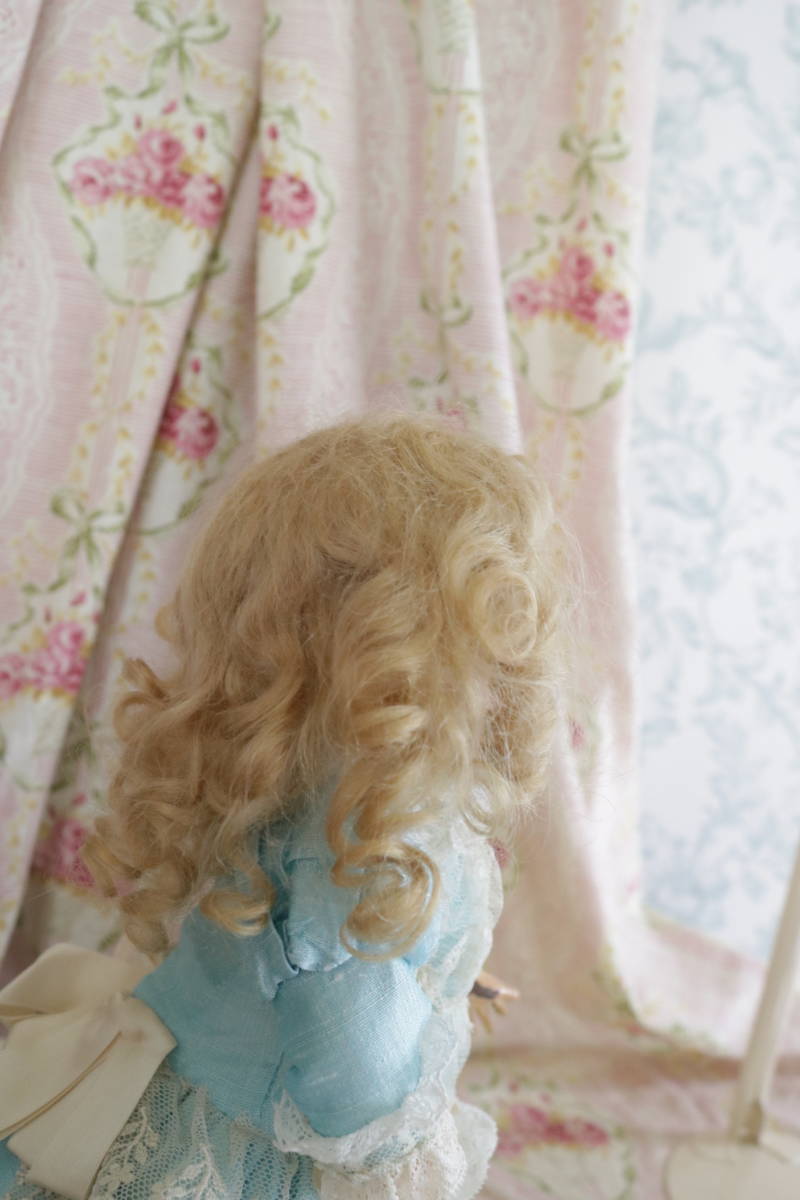 【a】アンティークビスクドール用のモヘアウィッグ 46ef02097261f1e6a39b46169a1f40