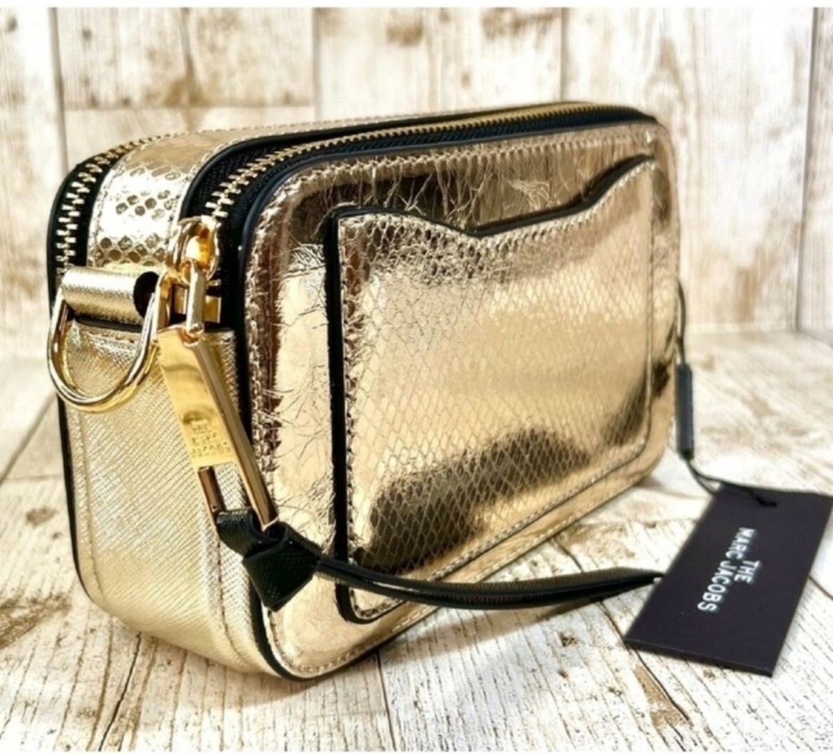  [送料無料][新品、未使用]MARC JACOBS マークジェイコブス スナップショット カメラバッグ ショルダーバッグ ライトゴールド718