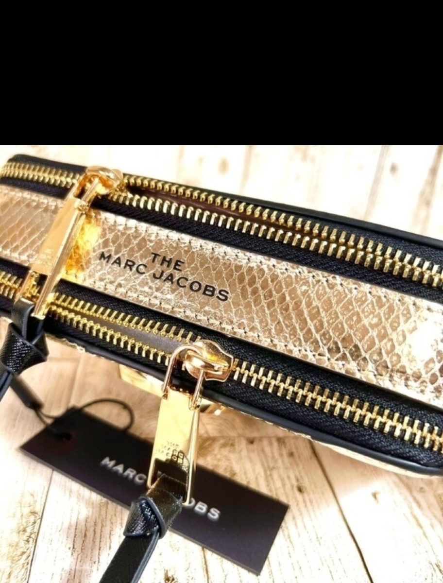  [送料無料][新品、未使用]MARC JACOBS マークジェイコブス スナップショット カメラバッグ ショルダーバッグ ライトゴールド718