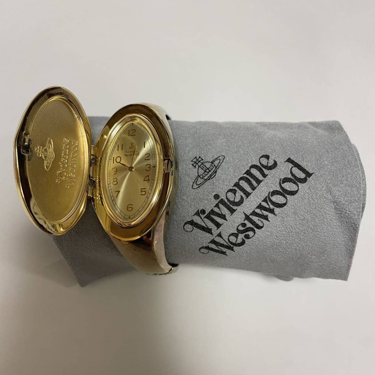 ヴィヴィアンウエストウッド ゴールドバングル ウォッチ／時計 アクセサリー VW9831-B81_2