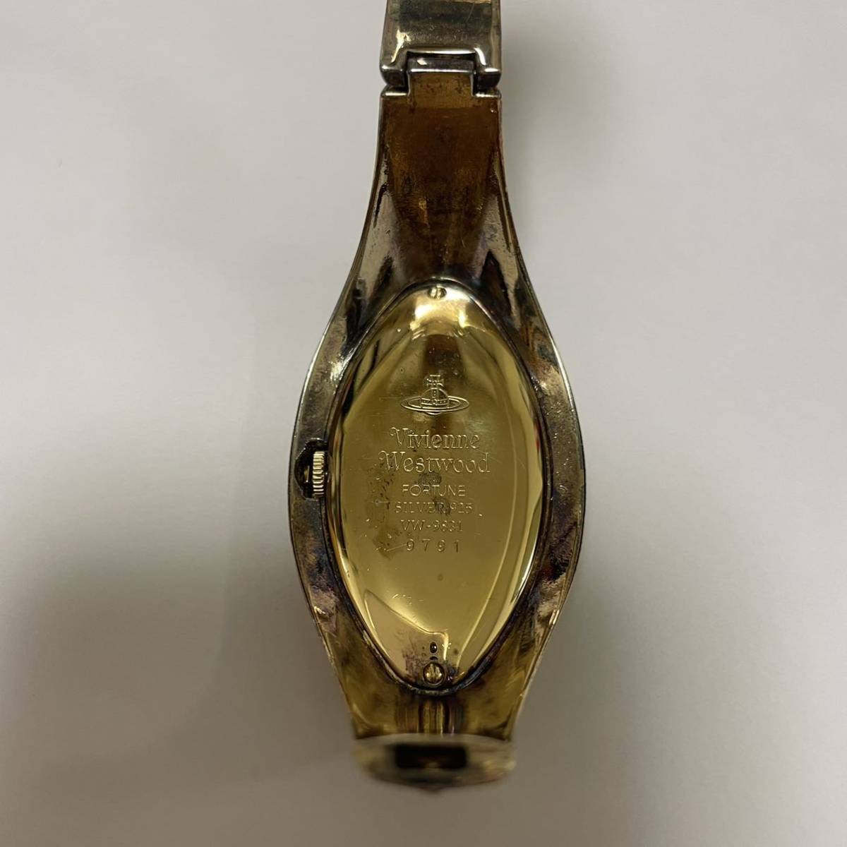 ヴィヴィアンウエストウッド ゴールドバングル ウォッチ／時計 アクセサリー VW9831-B81_4