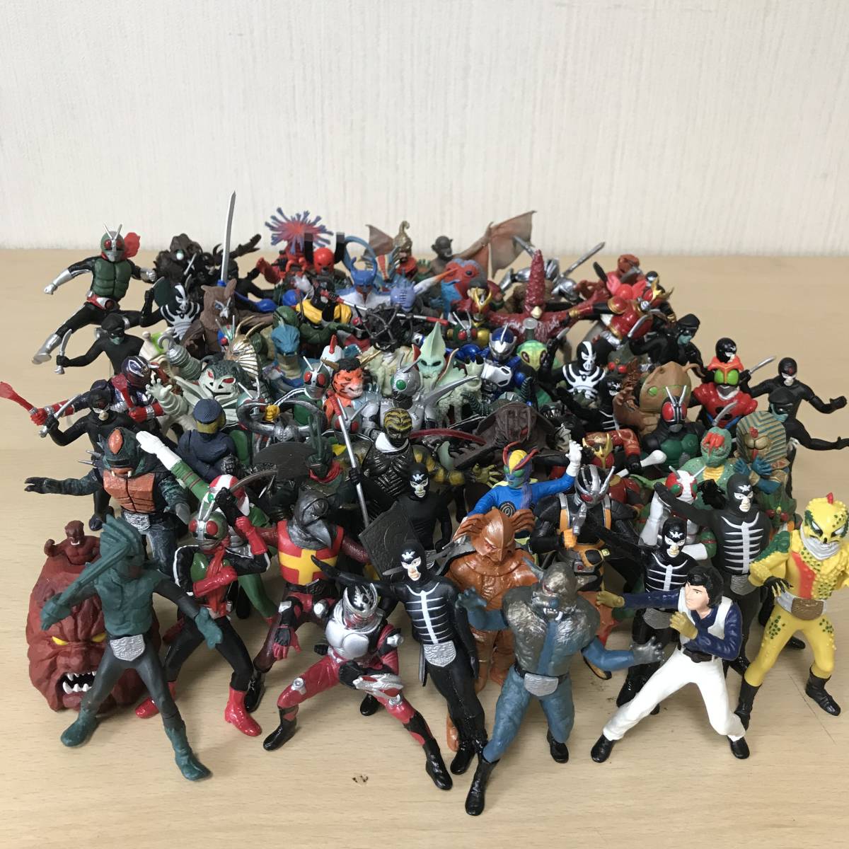 ウルトラマン 仮面ライダー ガンダム HGシリーズ ガチャ(ウルトラマン