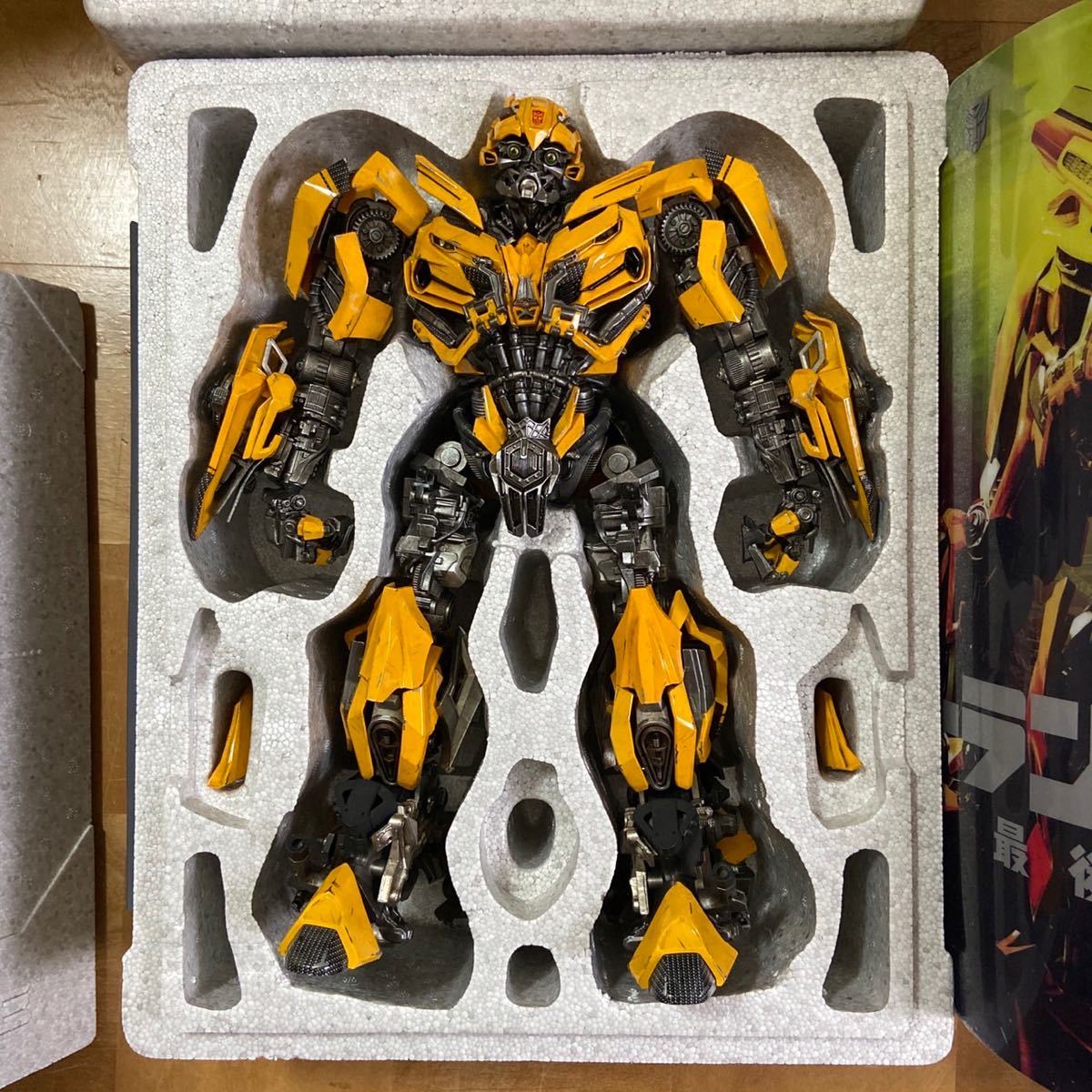 バンブルビー トランスフォーマー最後の騎士王 ThreeA 3A スリーエー