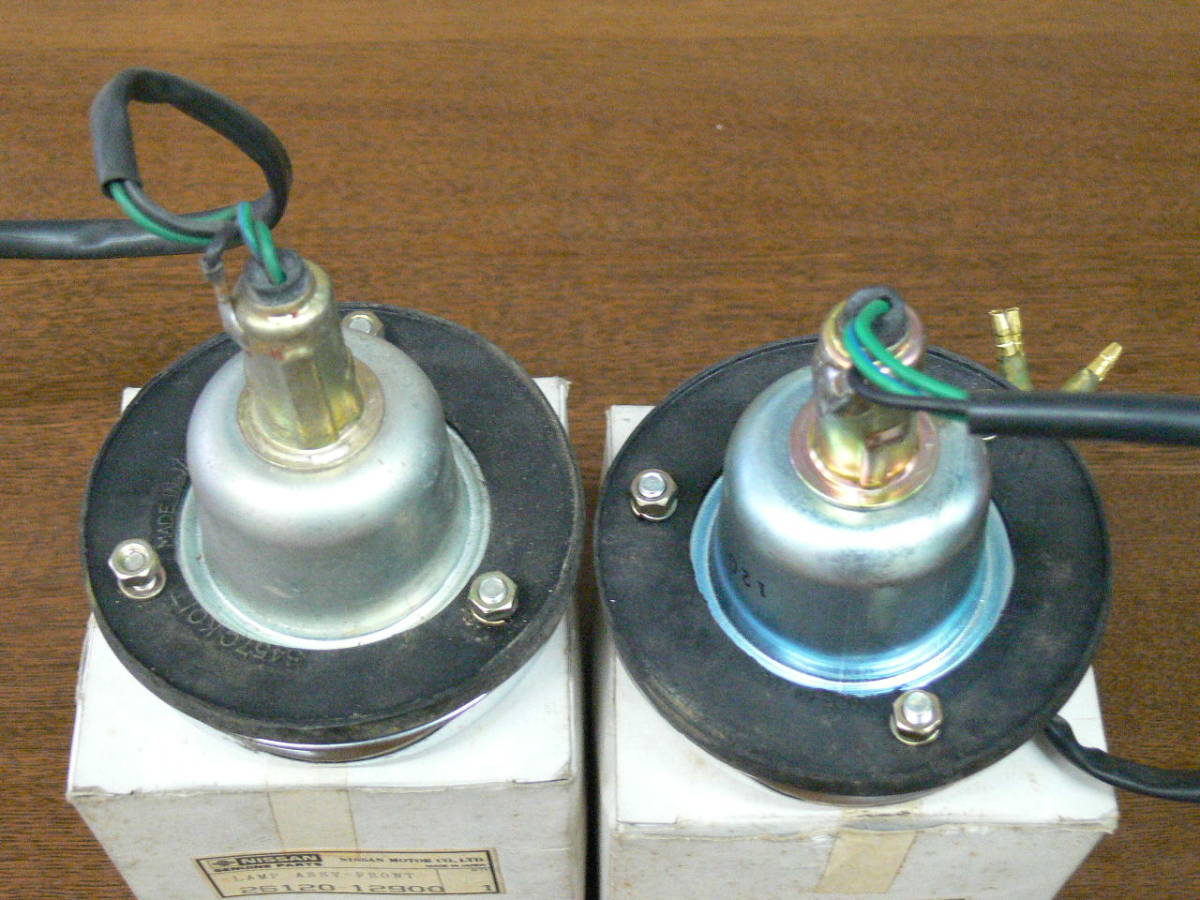 DATSUN SR311 フロントコンビネーションランプ ウインカー 2個セット 26120-12900 クリアレンズ SP311 SP310 parking & Turn Signal Lamp ダットサン フェアレディSR311 SR311 ディストリビュータ SR311（1968年）｜SOHCが際立つ国産 テールランプアッシー2個
