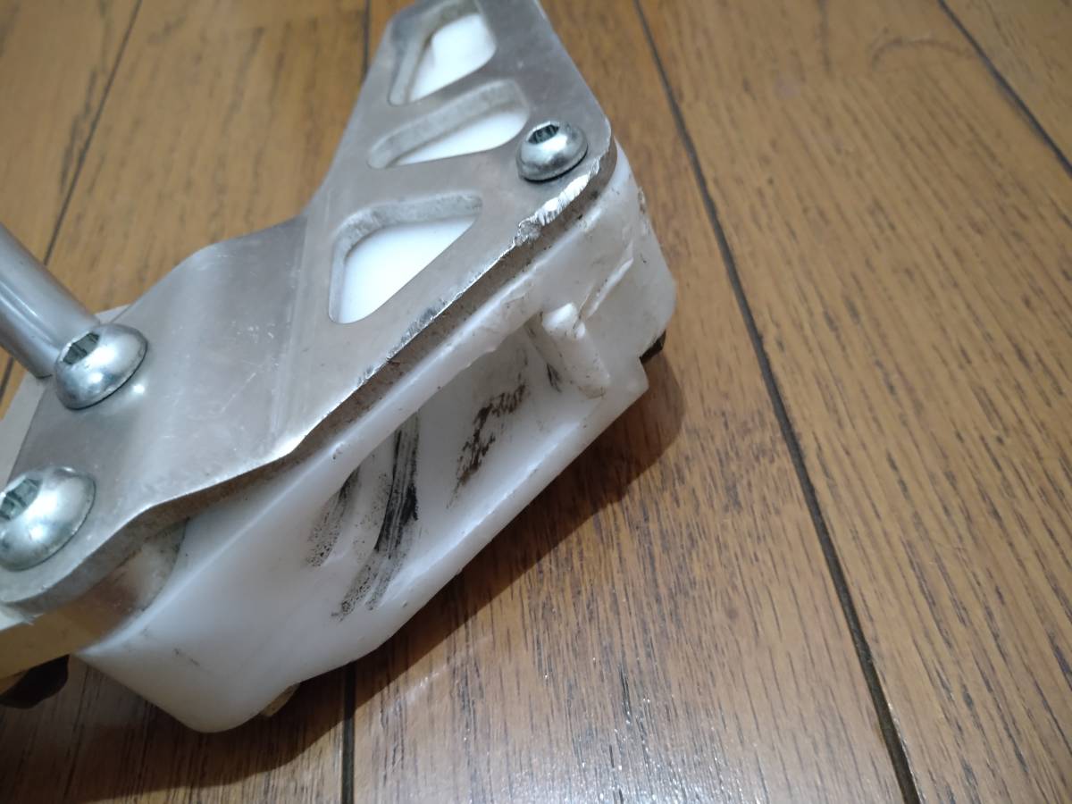 カワサキ KLX125 KLX150 Dトラッカー125 チェーンガイド ドライブ
