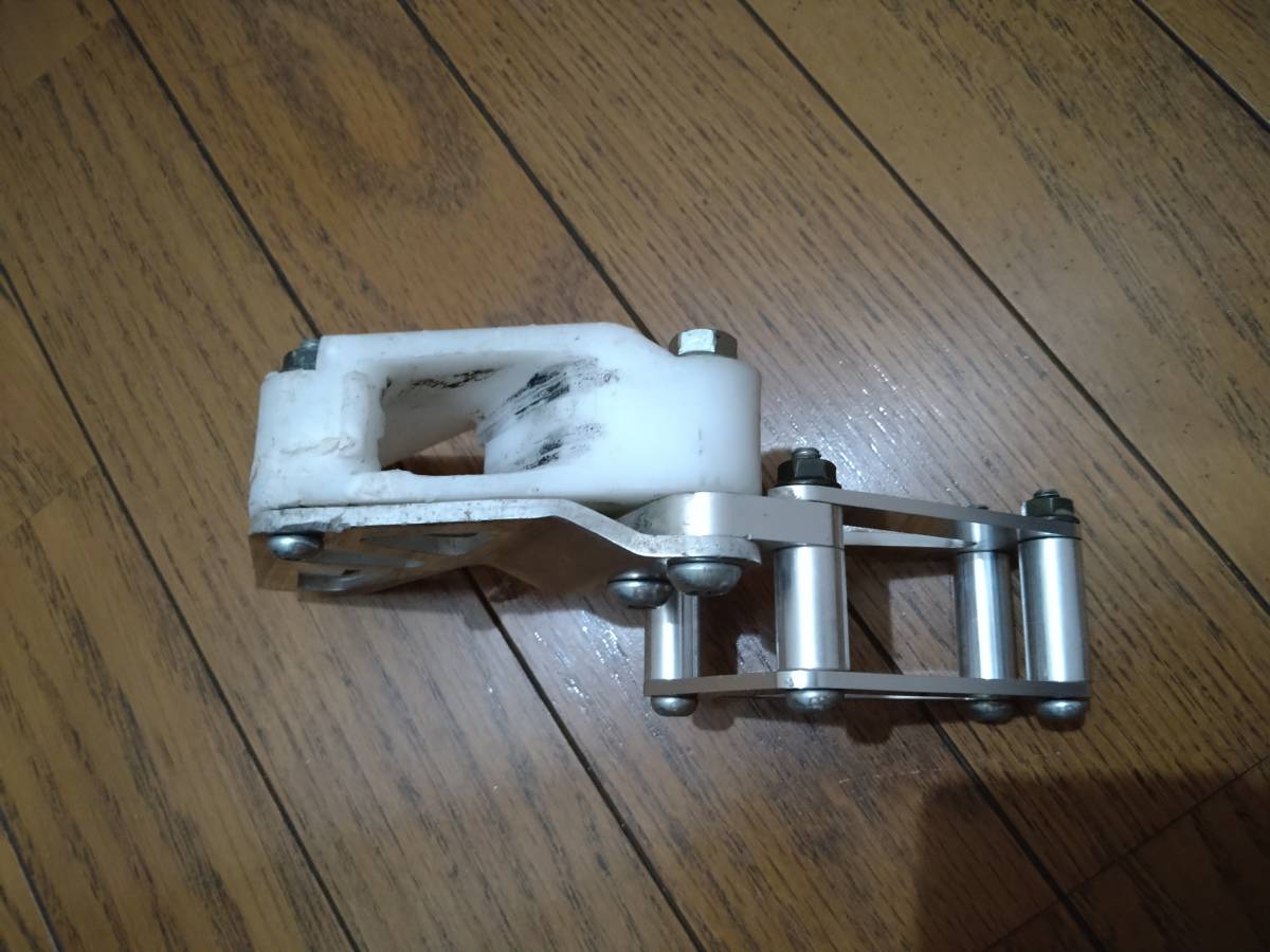 カワサキ KLX125 KLX150 Dトラッカー125 チェーンガイド ドライブ