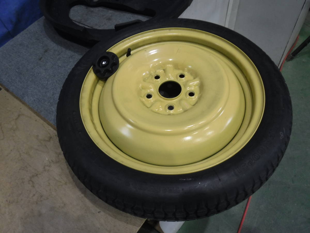 トヨタ純正 プリウスα ZVW41 スペアタイヤ T135/70D17 工具セット(17 