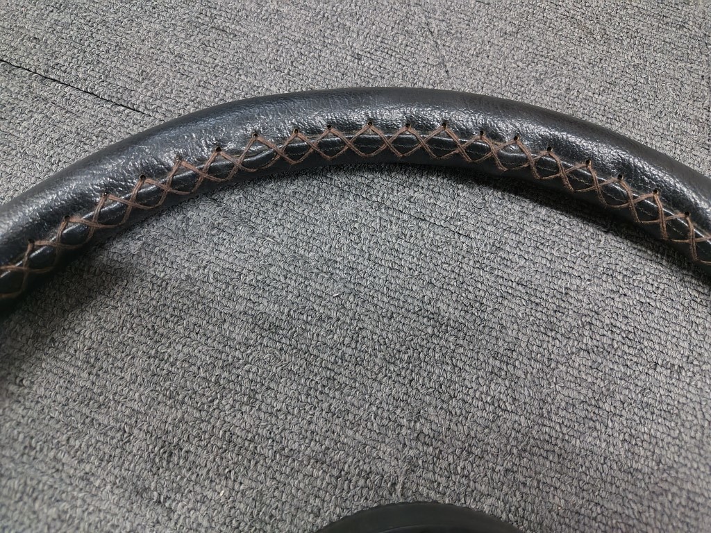 ジムニーSJ30 純正ステアリング 中古 ja11 ja71 ja12 ja22 ジムニー