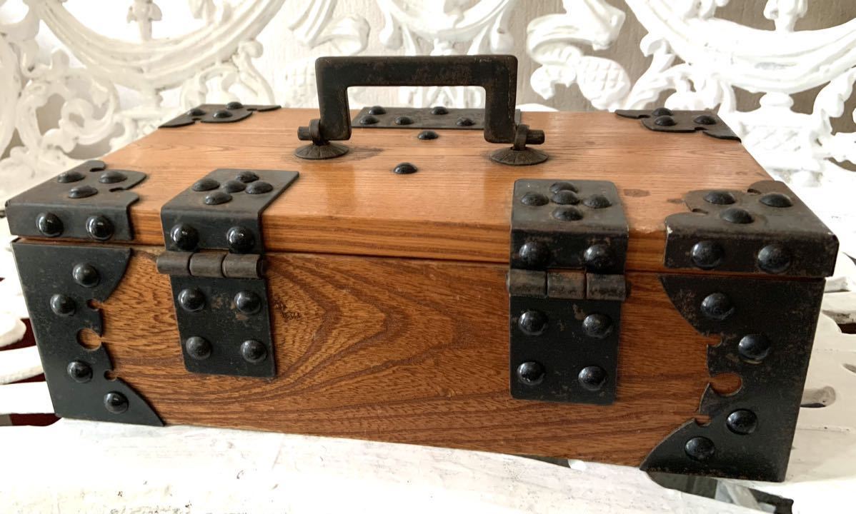 古民具 千両箱 千両箱 古道具 木製 人気SALE，最新作 鉄 古民具⁄