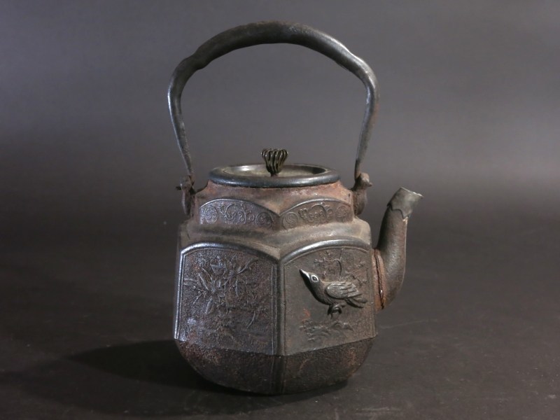 参考品 ジャンク」 龍文堂造 鉄瓶 水漏れ 底割れ(ヒビ)有り 【公式通販】
