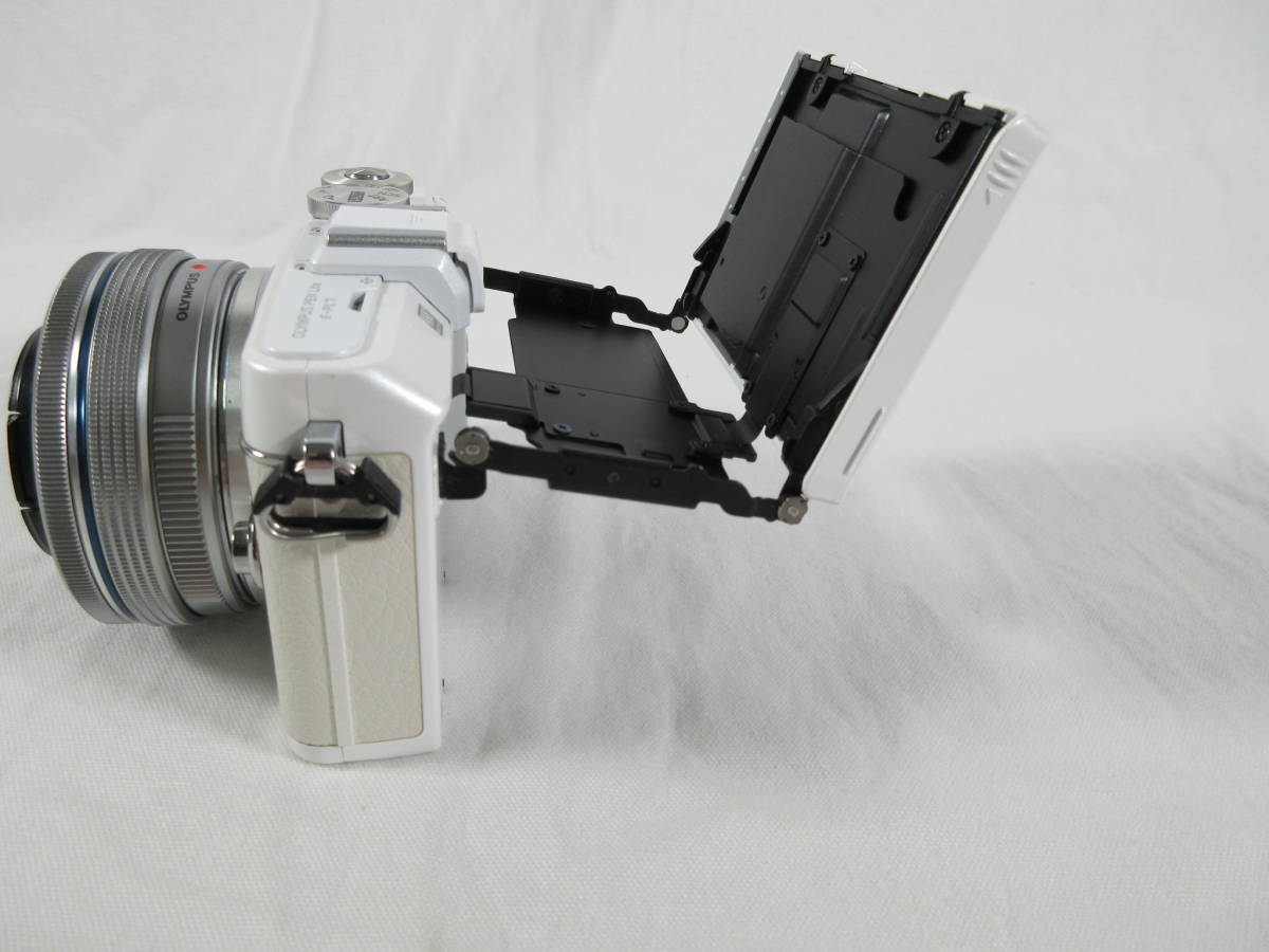 OLYMPUS PEN Lite E-PL7 ミラーレスカメラジャンク