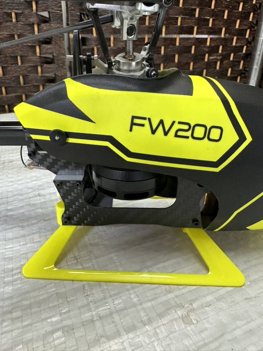 FLYWING FW200 ヘリコプター ラジコン カーボン 本体のみ GPS搭載