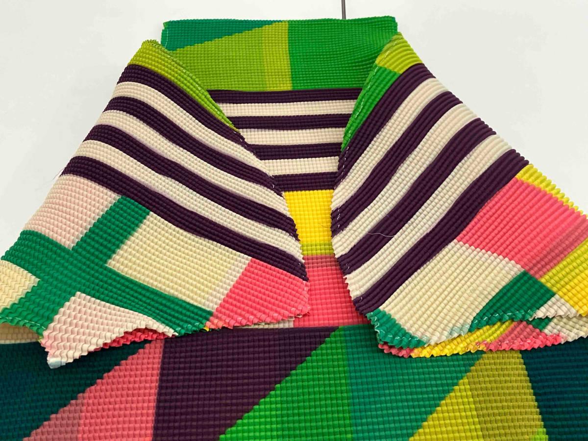 me ISSEY MIYAKE ミー イッセイミヤケカットソー 幾何学柄 ワッフル