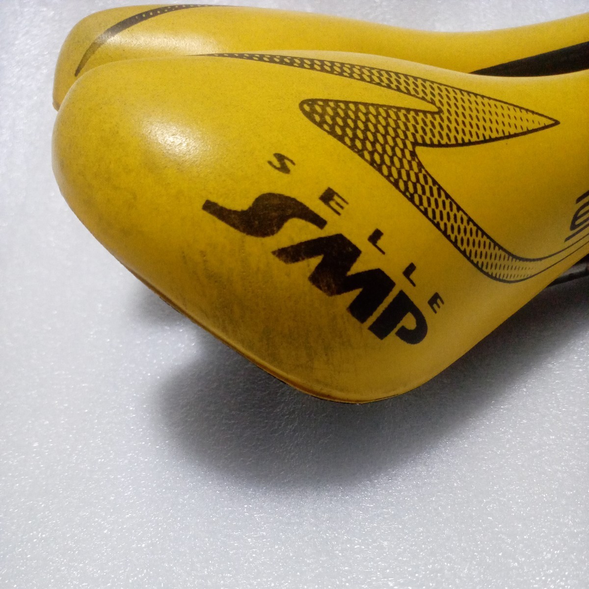 サドル SELLE SMP EXTRA エクストラ イエロー 送料一律520円 ロード 