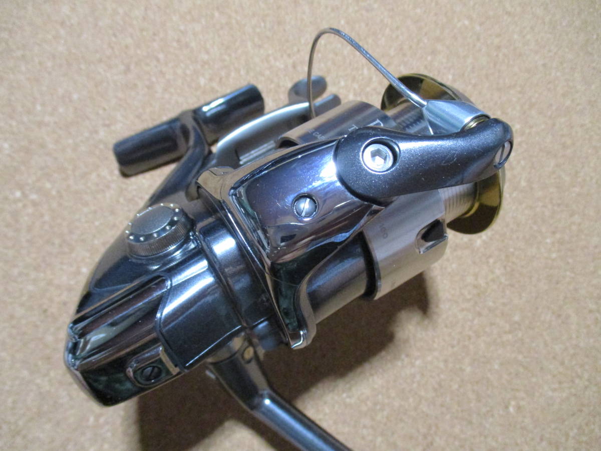 人気定番，本物保証 シマノ　01　BB-X　テクニウム　3000　替えスプール付き