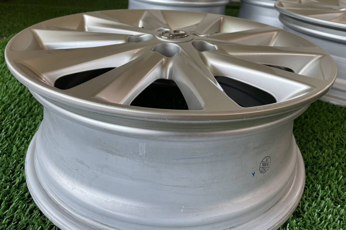 LEXUS純正 レクサスCT純正16インチ 100/5H 16×6J +45 PCD100 5H ハブ 