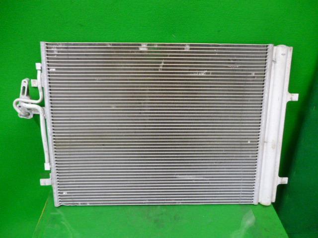 ボルボ 40シリーズ DBA-MB4164T コンデンサー 1547，993836F