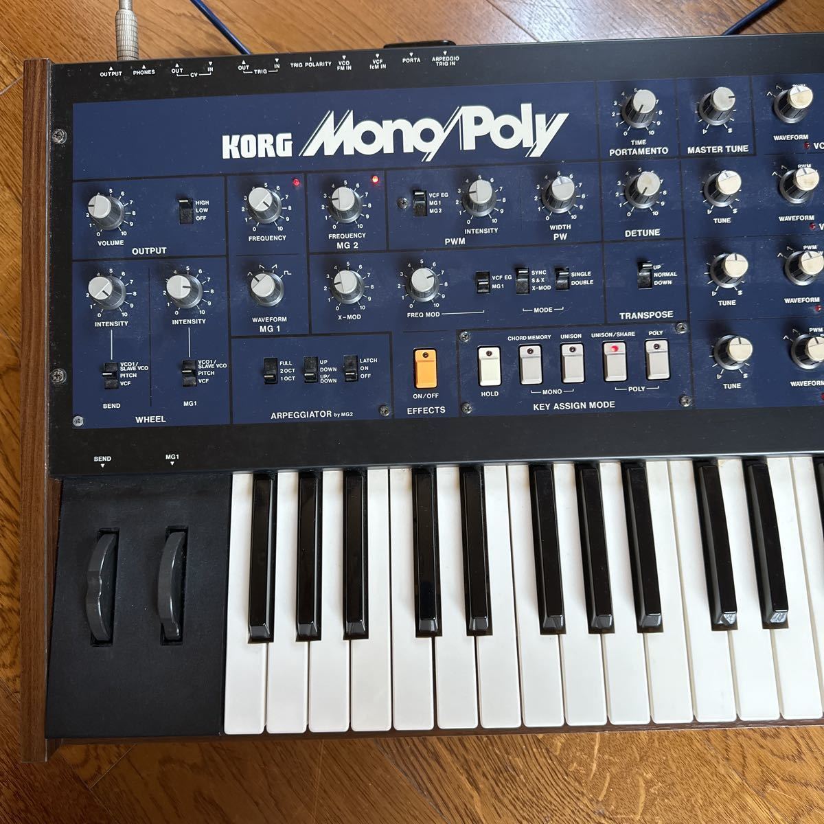 KORG MONO POLY コルグ モノポリー アナログシンセサイザー KORG 