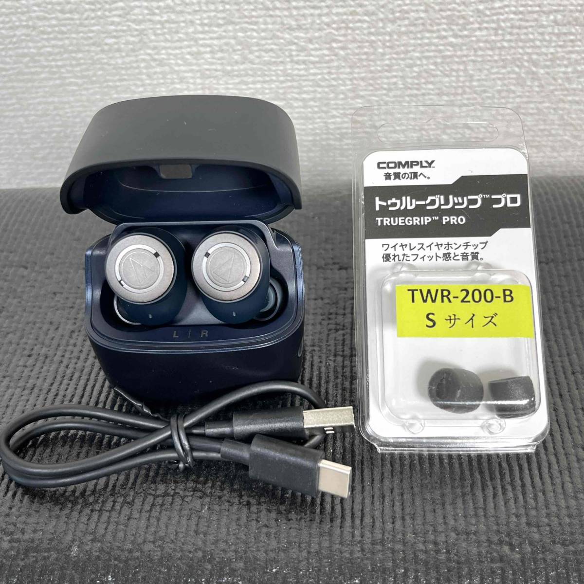 オーディオテクニカ Audio-Technica ATH-ANC300TW ワイヤレスイヤホン