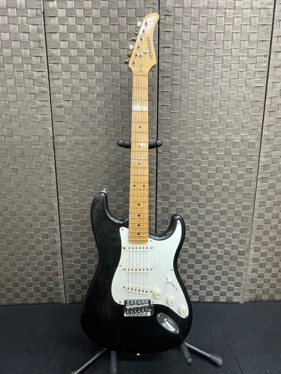 O808-O33-1093 FERNANDES フェルナンデス ストラトタイプ エレキギター