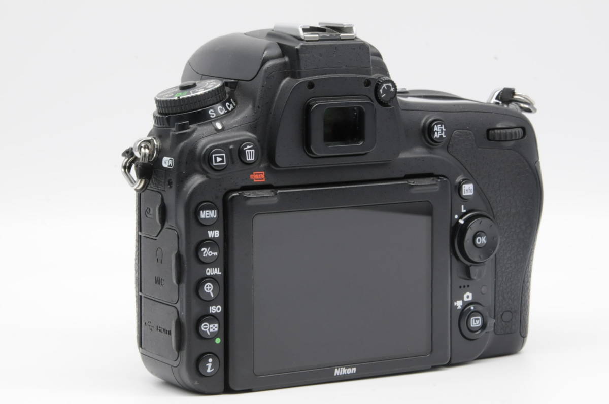 【美品・ショット数15,225枚】Nikon D750 ボディ 早い者勝ち ☆ショット数13277回の極上品☆ D750 ボディ - ニコン D750 ボディ