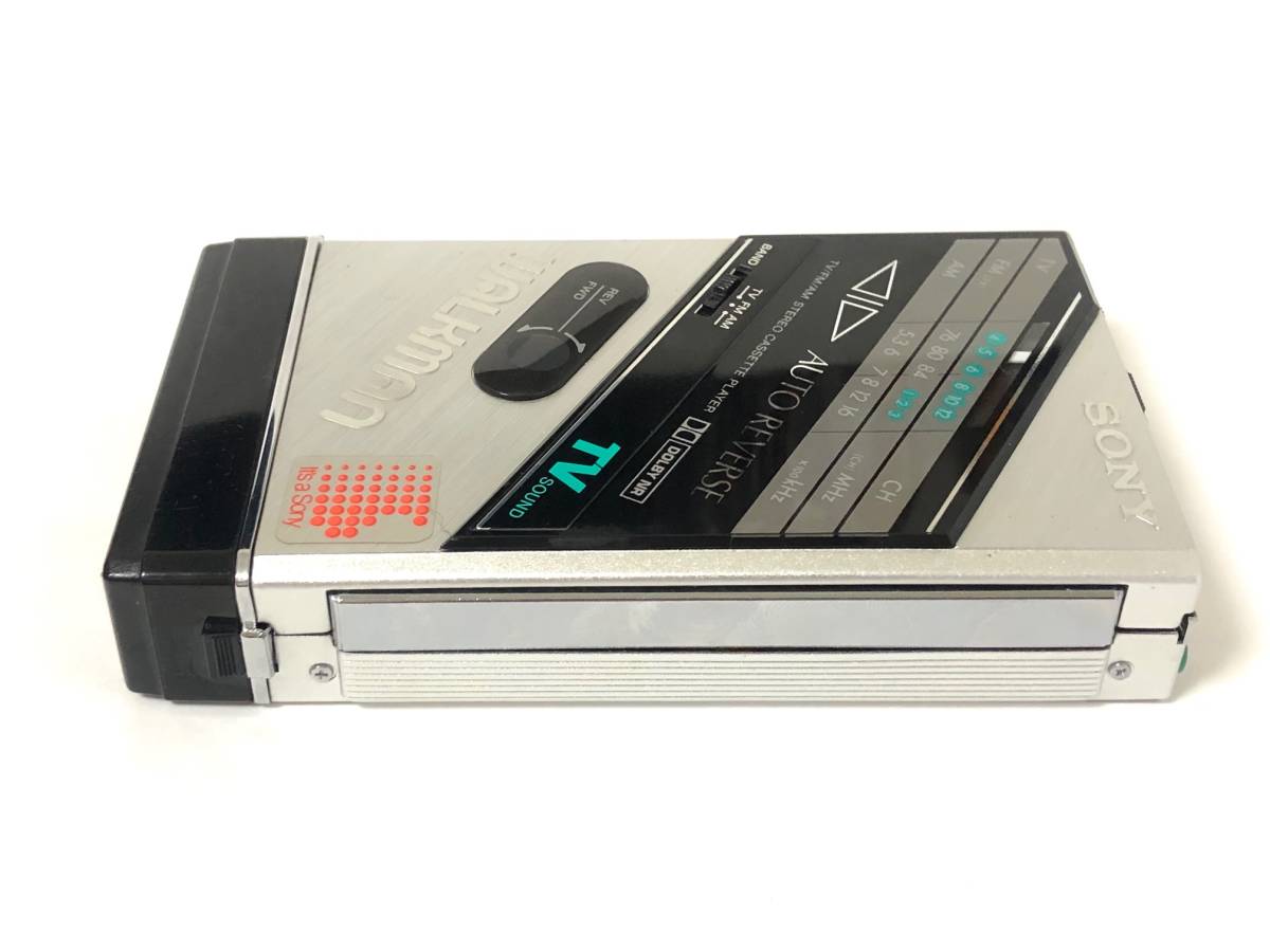 美品][希少][美音][整備品] SONY ウォークマン WM-F102 電池ボックス